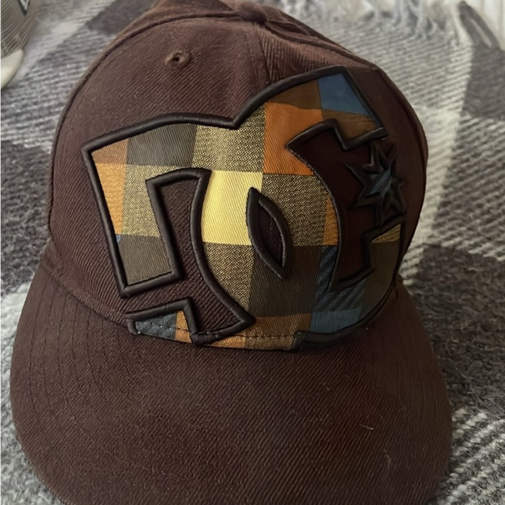 DC Men's Brown Cap with Checkered Logo. Fitted hat 7 3/8ths size